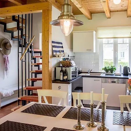Semesterbostad Seepferdchen, 08b, Haus Ruegen 8b *